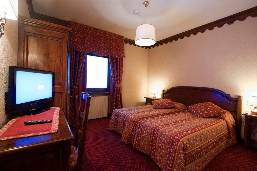 Hotel Jumeaux Breuil-Cervinia Exterior photo
